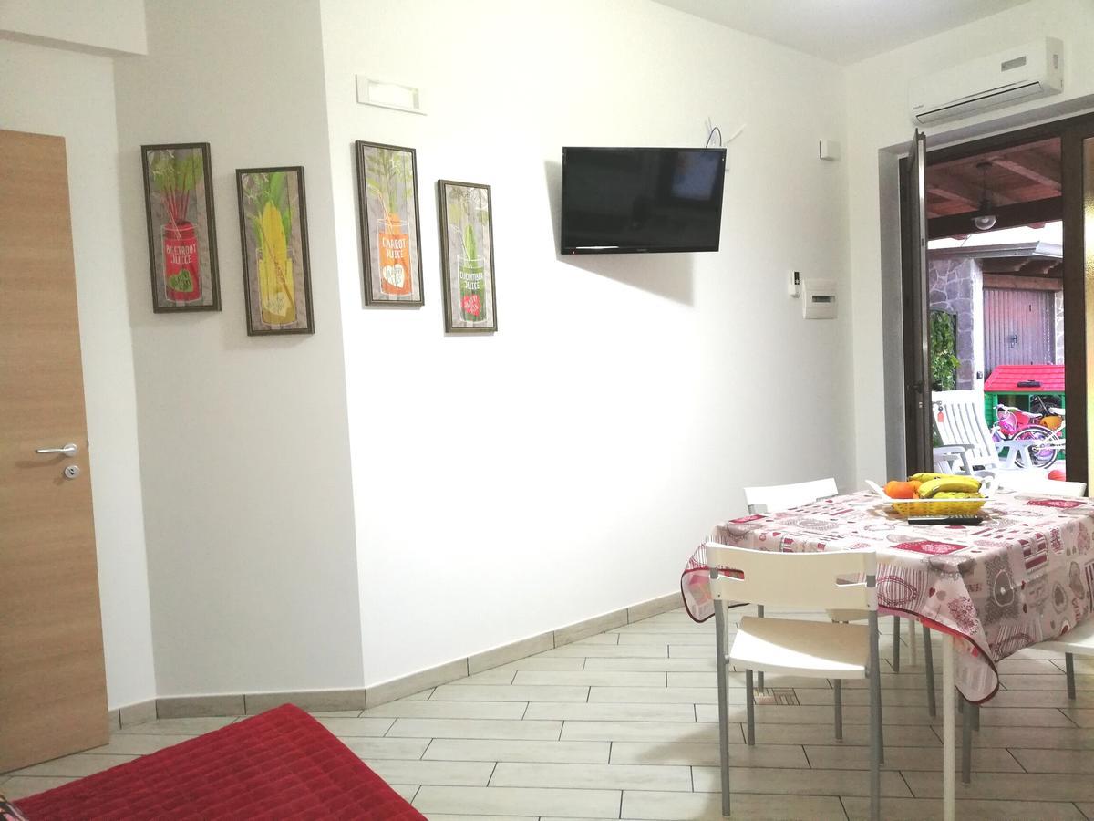 Capo d'Orlando Apartments Buitenkant foto